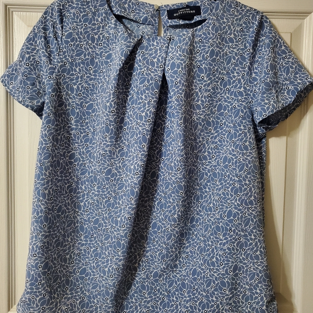 Land's End Chase Uniform